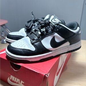 Panda Nike Classic Black and White Low-Tops